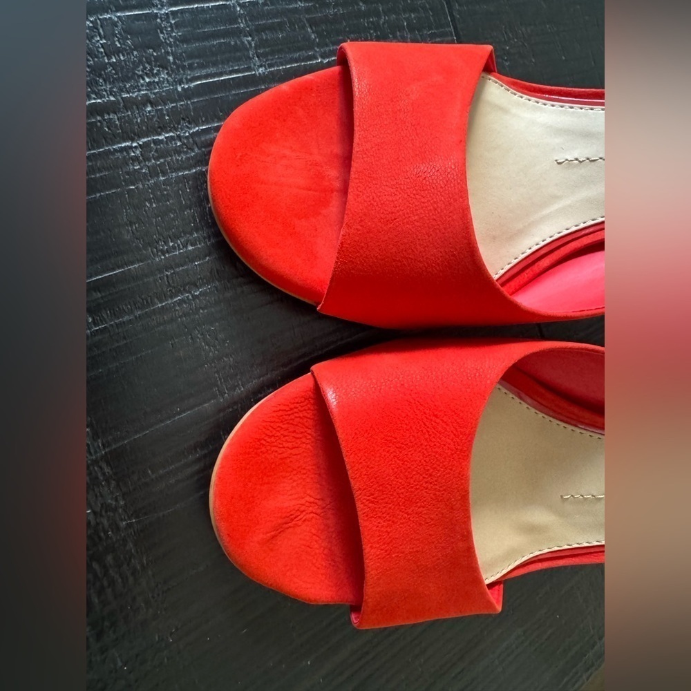 Gianni Bini heeled strapy sandal Red Suede SZ 10 New - Picture 4 of 11